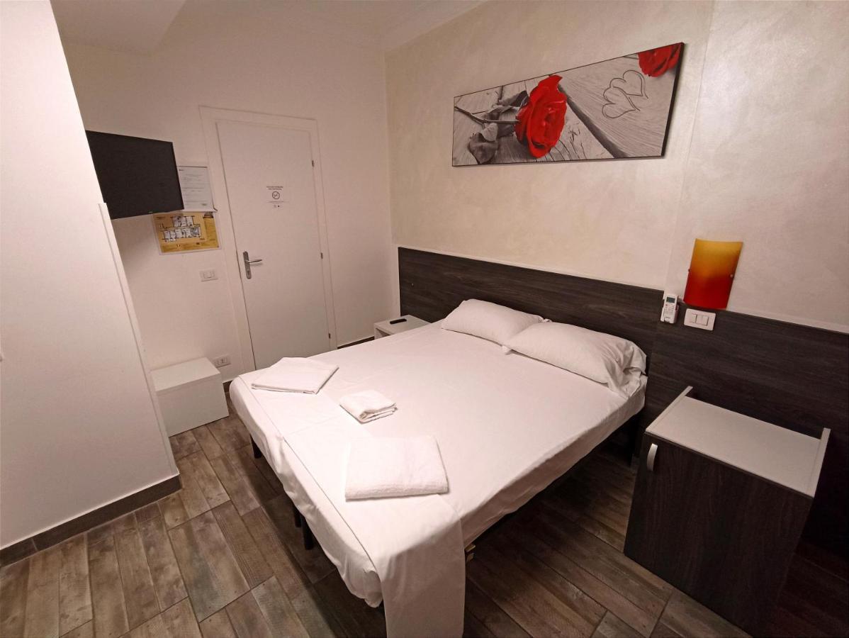 Tiburtina Guesthouse Rome Extérieur photo