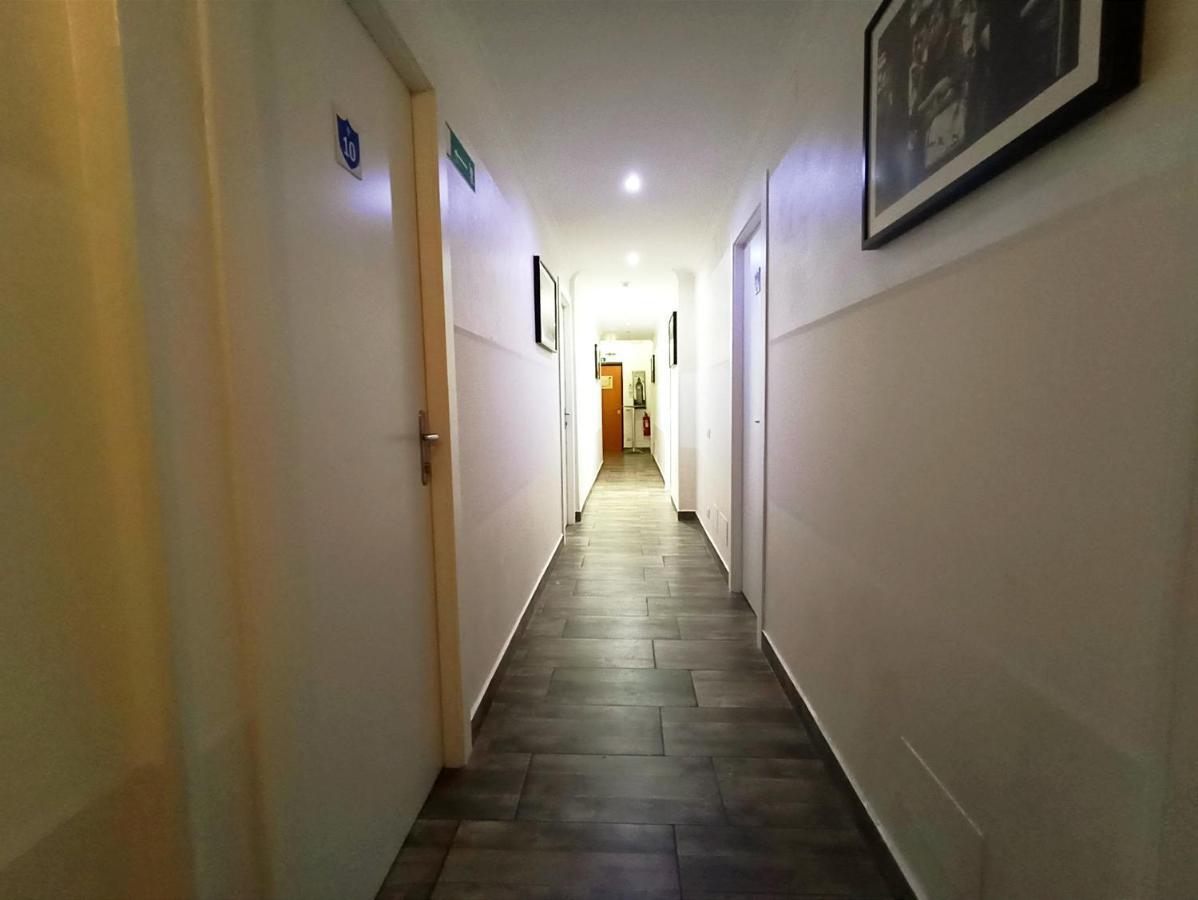 Tiburtina Guesthouse Rome Extérieur photo